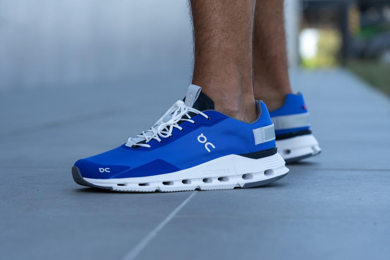 Cut in half: On Cloudnova Form Review (2023) | RunRepeat Cut in half: On Cloudnova Form Review (2023) | RunRepeat