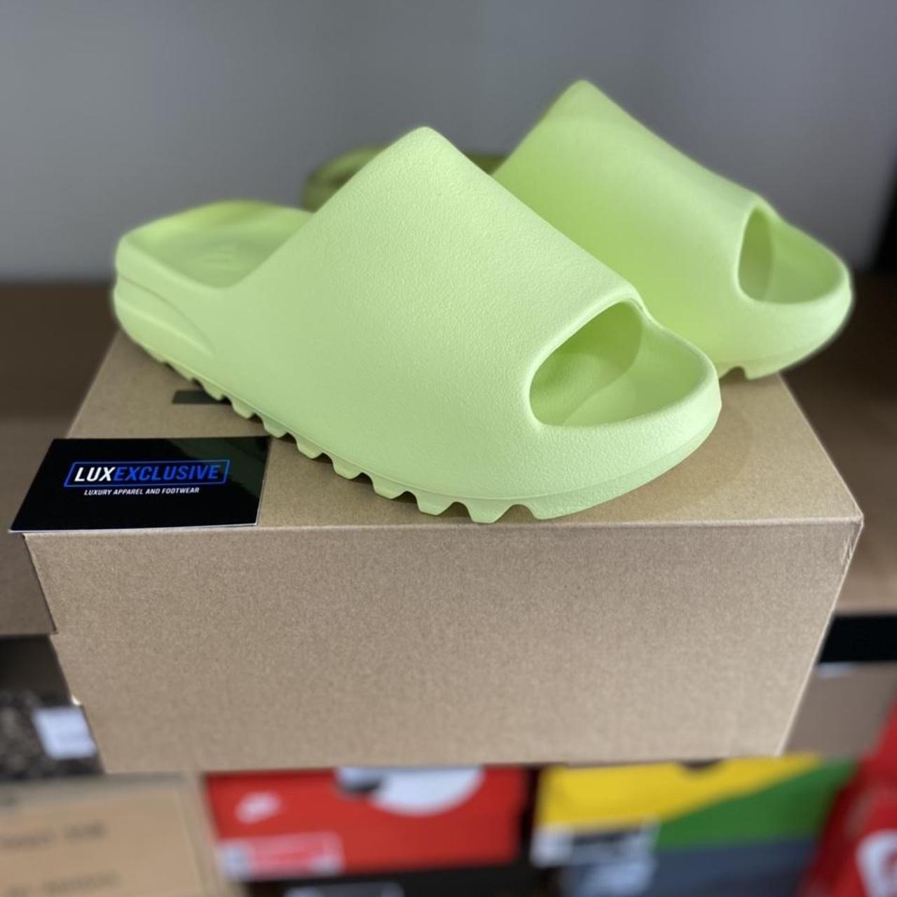 Adidas Yeezy Slide Glow Green - Gem