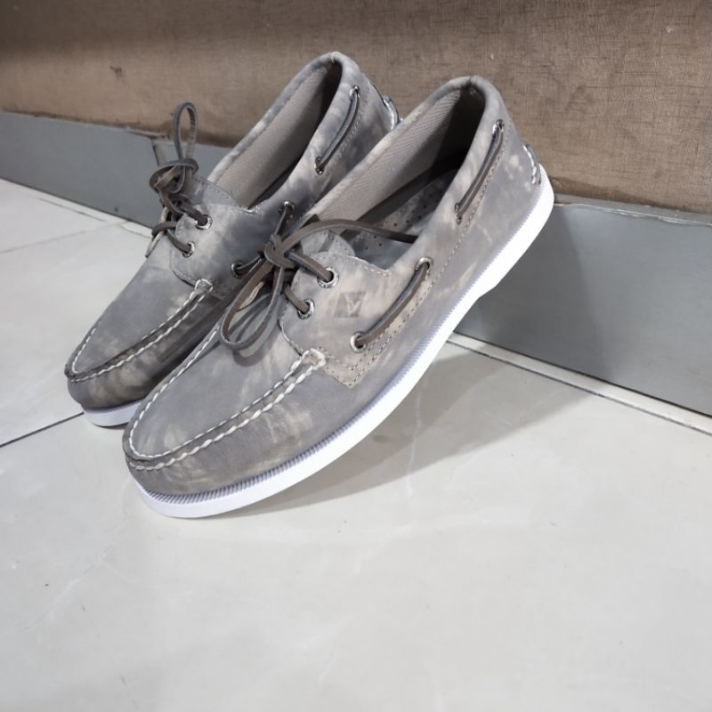 Kenyamanan dan tradisi berpadu dalam Sperry Authentic Original Top-Sider yang legendaris
