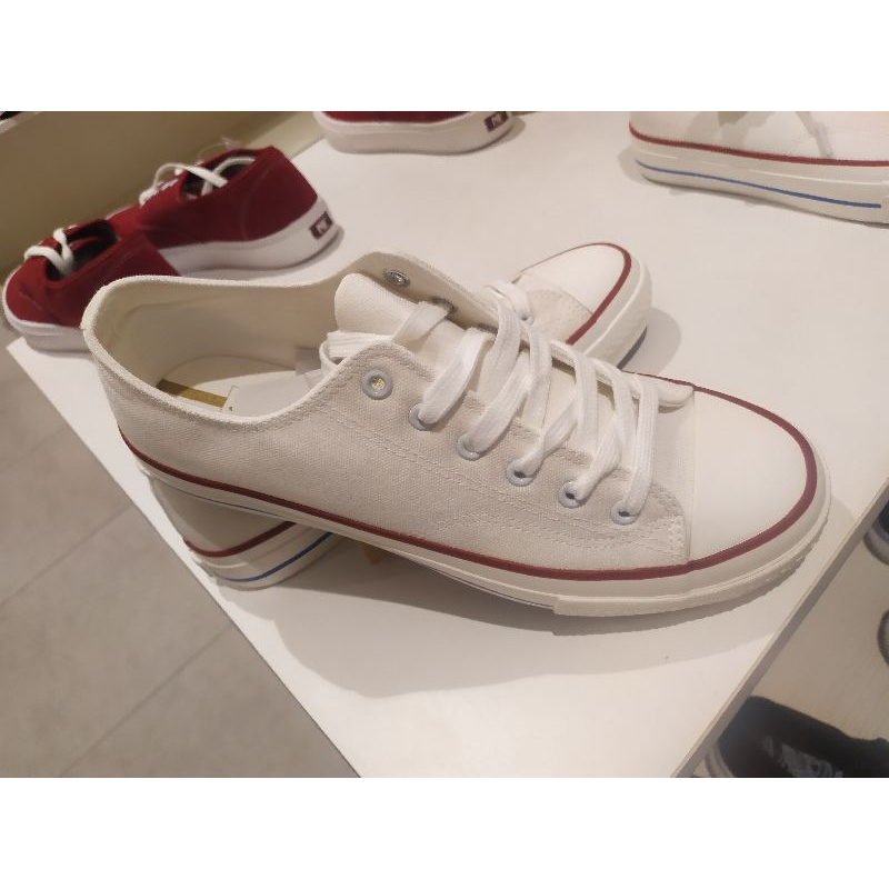 Bata North Star kembali populer berkat desain simpel dan pesona retro modern