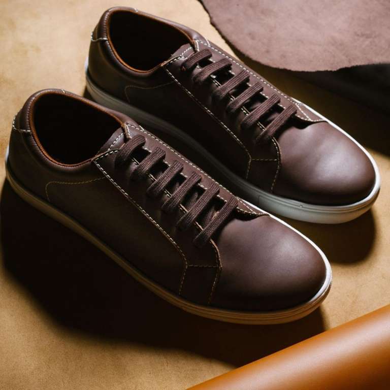 Tips Cara Mudah Membersihkan dan Merawat Sepatu Sneakers | Bababeli