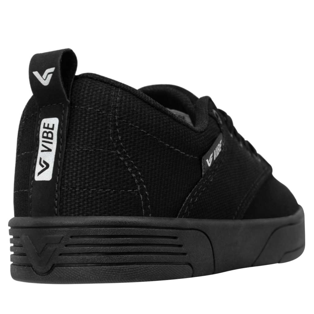 Tren Chunky Sole, PUMA Cali Hadirkan Kenyamanan Sneakers yang Dipakai ...
