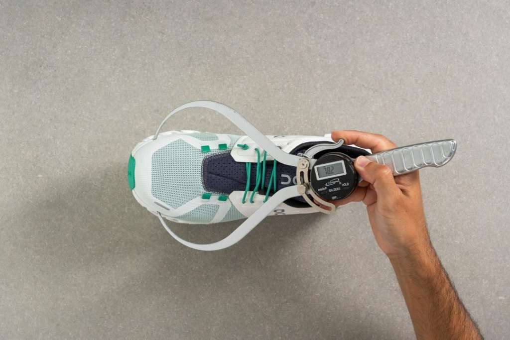 Ketahui Cara Membedakan Sepatu On Cloud Asli atau Palsu - ZALORA Thread