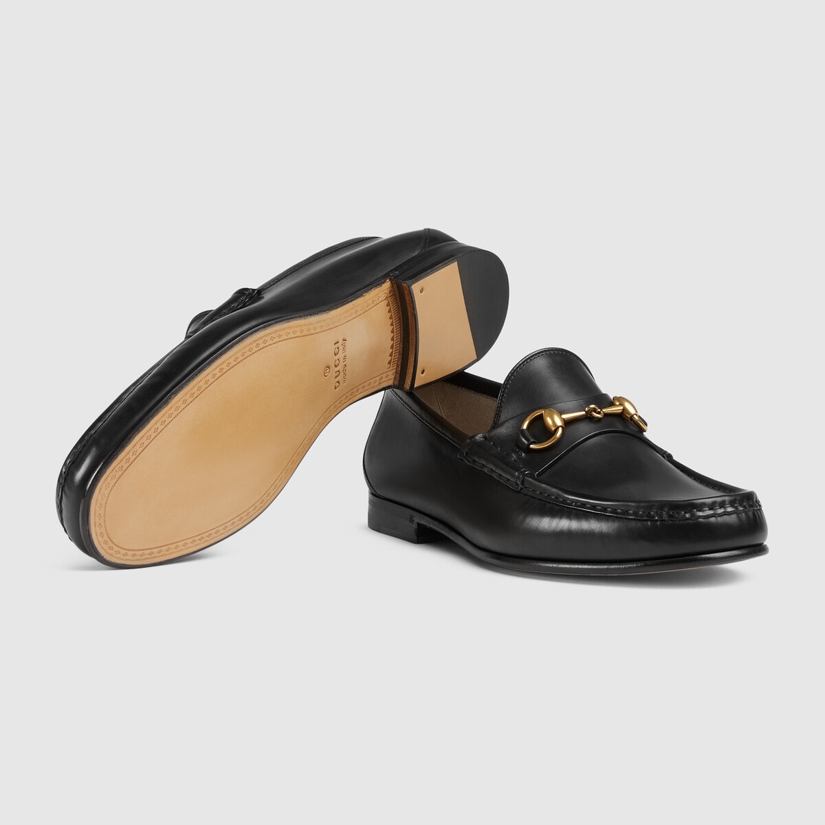 Gucci Horsebit Loafer 1953, simbol kemewahan legendaris yang tak lekang waktu