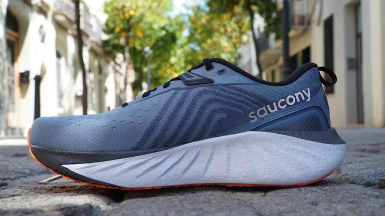 Saucony Triumph 22, análisis: review, recomendación, precio y ...